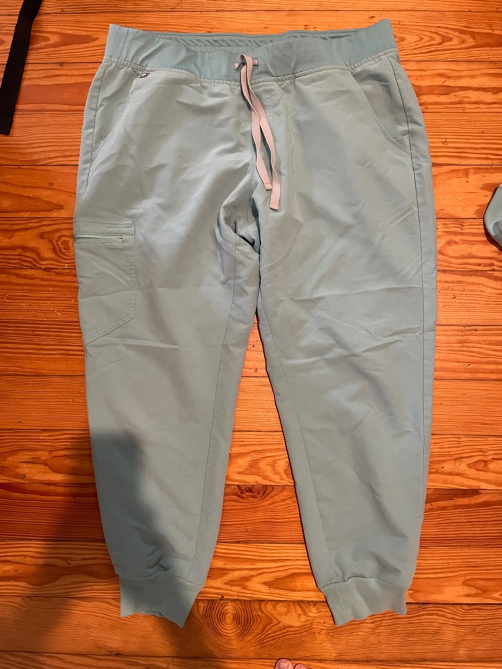 Figs Women's Seafoam Drawstring Jogger Scrub Pants